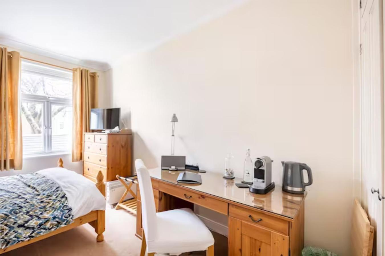 Room With Private Bath In Pontcanna Cardiff Exterior foto